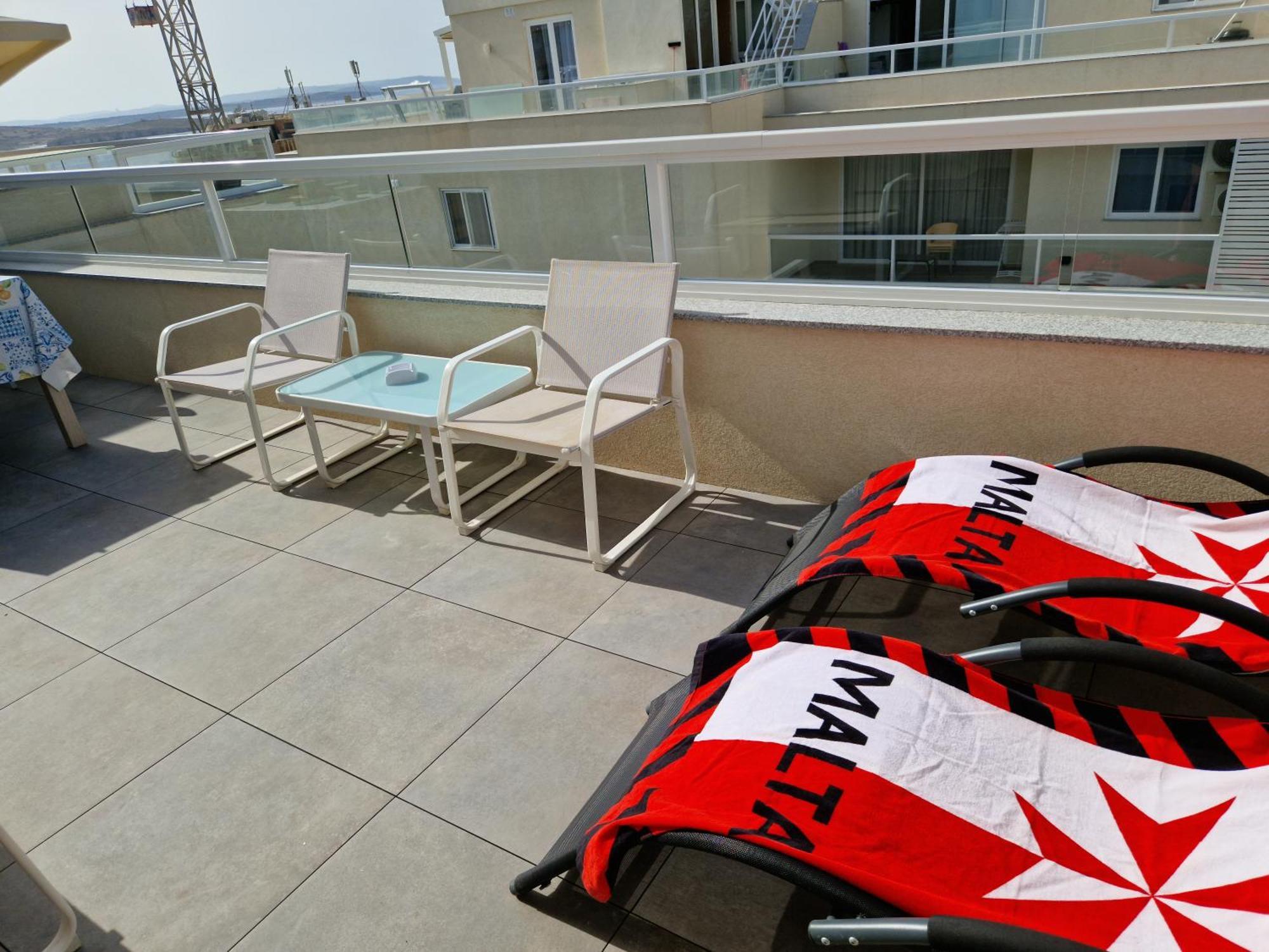 Sea View New Penthouse Terrace & Garage Parking Leilighet San Pawl il-Baħar Eksteriør bilde