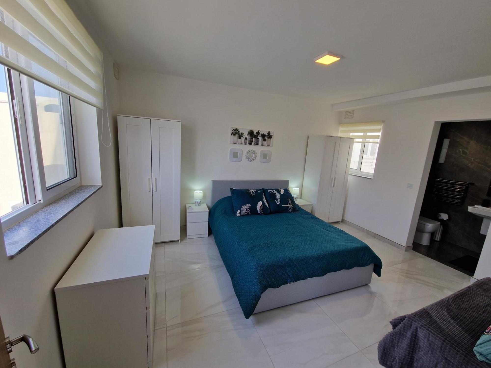 Sea View New Penthouse Terrace & Garage Parking Leilighet San Pawl il-Baħar Eksteriør bilde